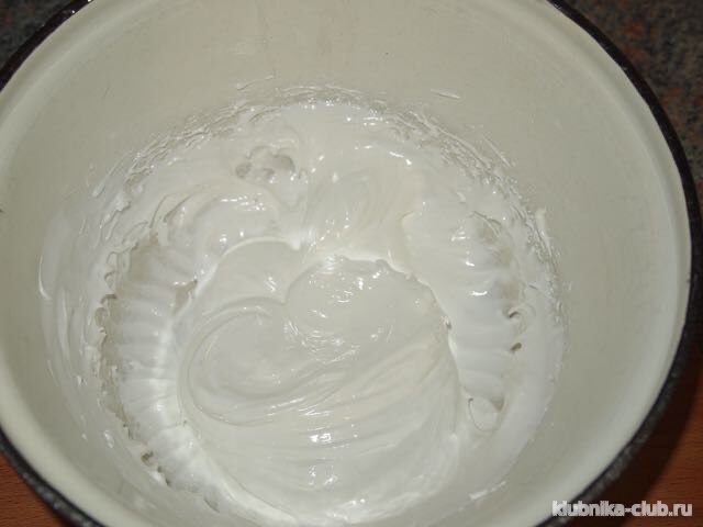 масса для клубничного безе